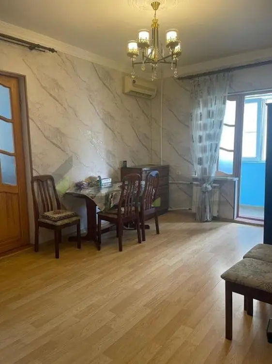 2 otaqlı Köhnə tikili satılır 8-ci kilometr – 1 190 000 ₼